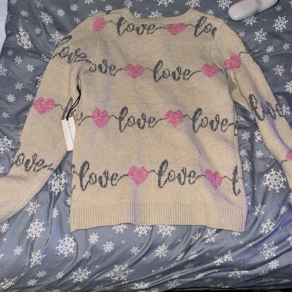 Cupcakes and Cashmere Valentines Day Sweater - Women's Size small - Picture 8 of 8